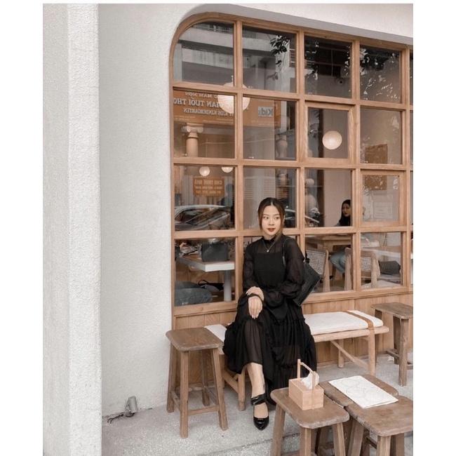 ĐẦM MIDI ĐEN TAY BO CHUN (TH)