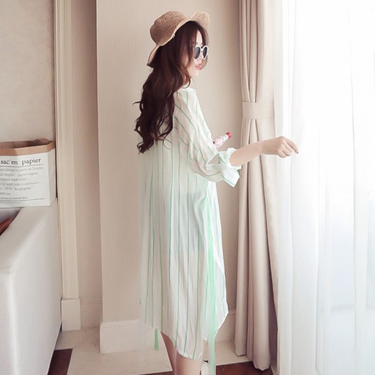 Áo Sơ Mi Dáng Rộng Dài Qua Gối Kẻ Sọc Dọc Chống Nắng Phong Cách Hàn Quốc Mới Mùa Hè Cho Nữ | BigBuy360 - bigbuy360.vn