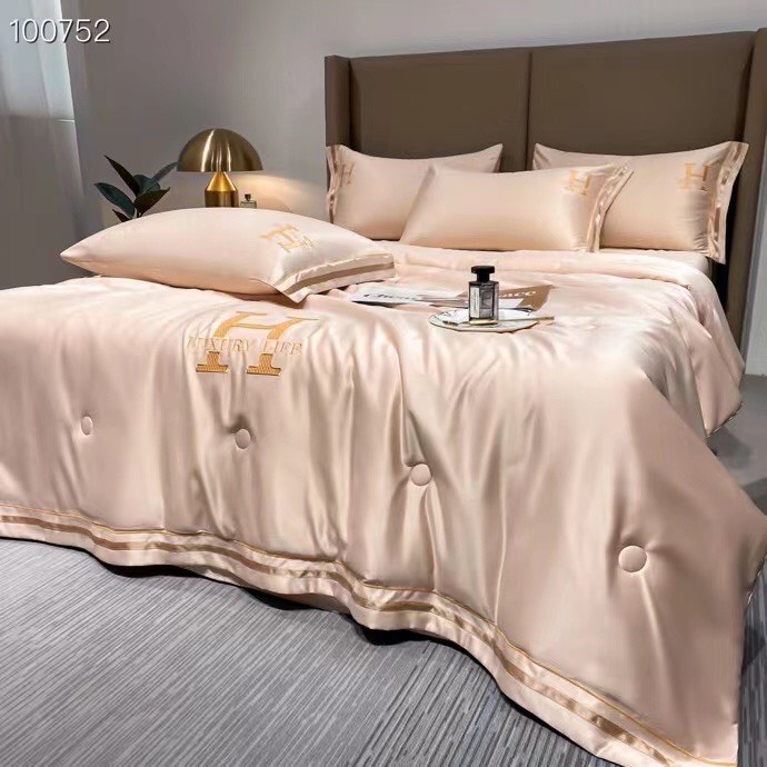 Bộ Chăn Ga Gối 4 Món Phi Lụa Thêu Chữ H Luxury Life Set Chăn Ga Gối Lụa Họa Tiết Trơn