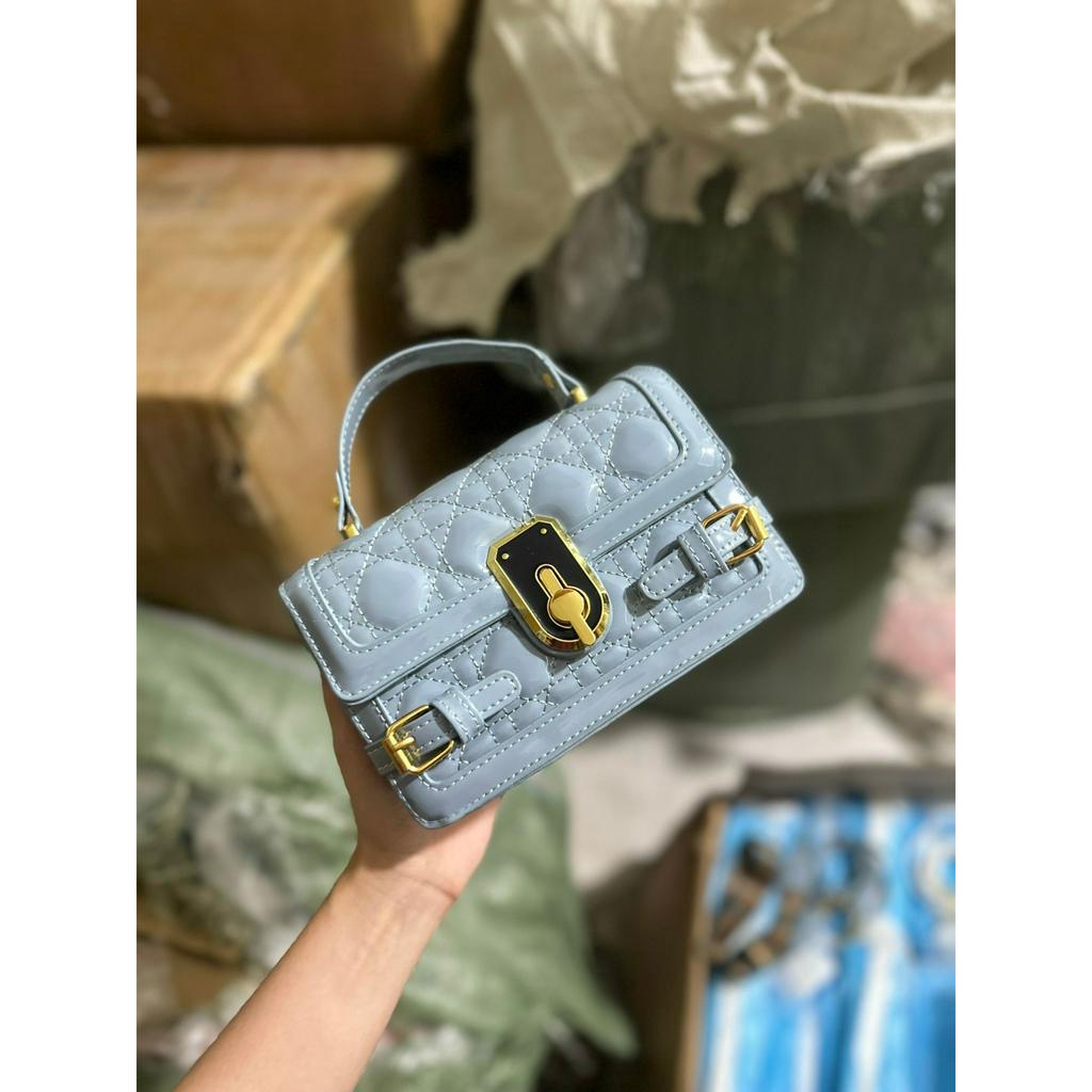 Túi hộp khóa xoay quai xách