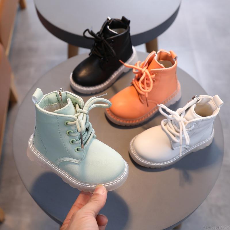 Giày boot cổ cao phong cách thời trang cho trẻ em