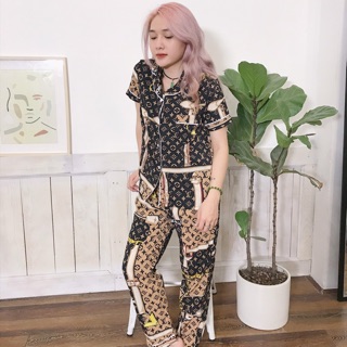 Bộ lụa tay cộc quần dài lv nâu đen