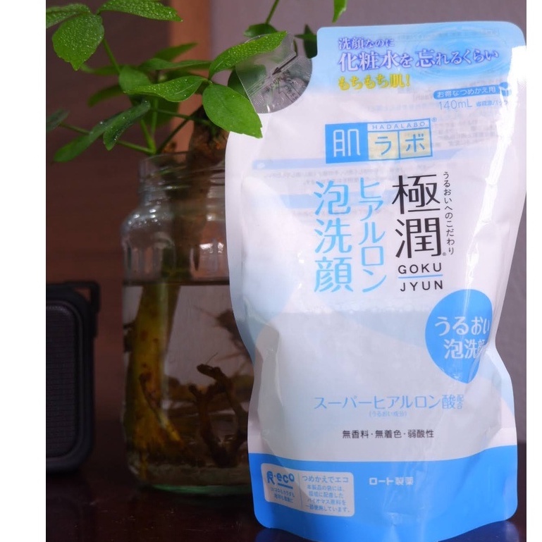 Sữa rửa mặt Hada.labo dạng bọt / Có túi refill tiện lợi và tiết kiệm