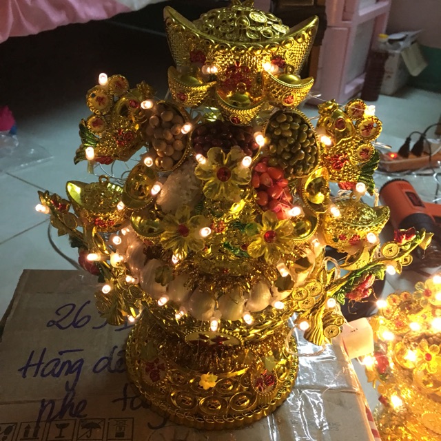 tháp tỏi ngọc thực