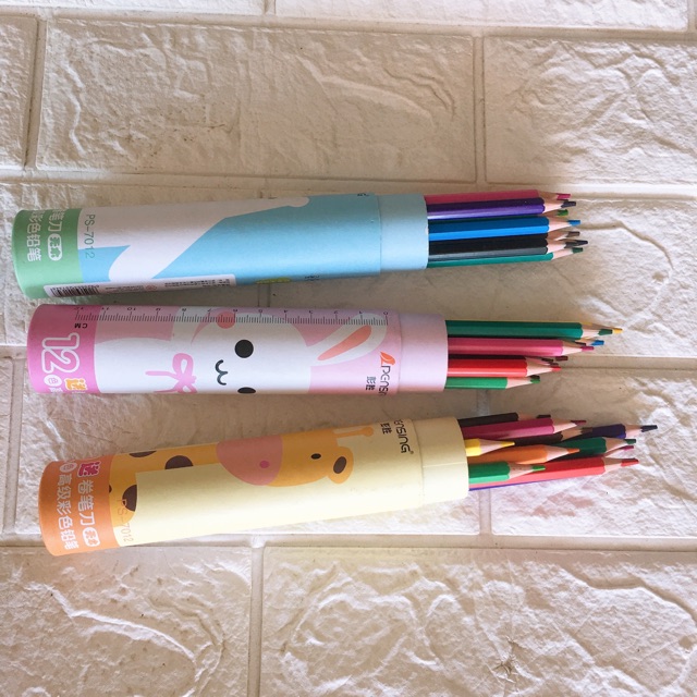 Hộp bút chì màu 12 cây