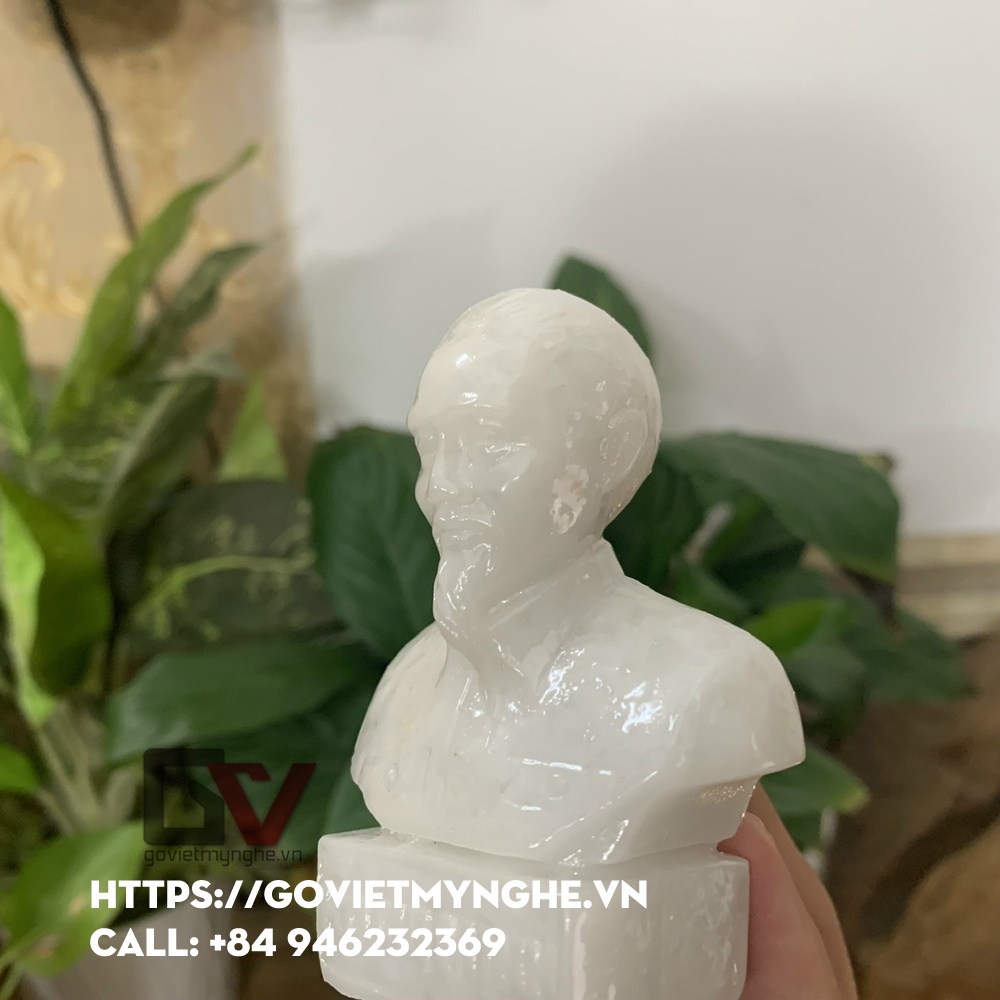 Tượng đá chân dung bán thân Bác Hồ Chủ Tịch Hồ Chí Minh - Chiều cao 8cm - Cỡ mini - Màu trắng đá non nước