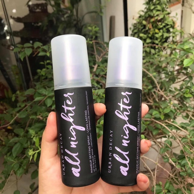 Xịt Khoáng Khoá Nền Uban Decay Setting Spray