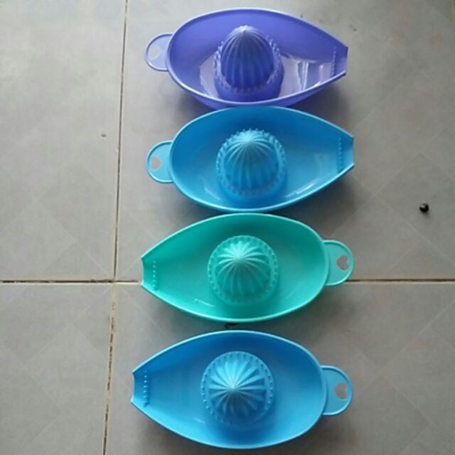 XUỒNG NHỰA VẮT CAM TÁCH HẠT