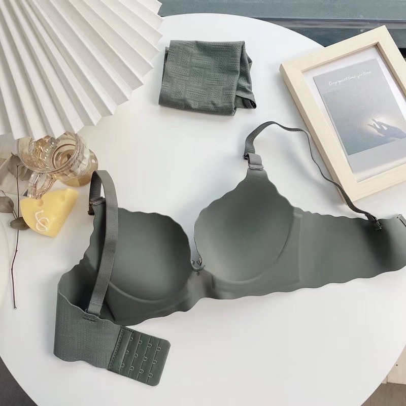 Áo ngực su ko gọng 3D cao cấp B9