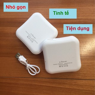 Sạc dự phòng 10000 mAh nhỏ gọn tiện ích