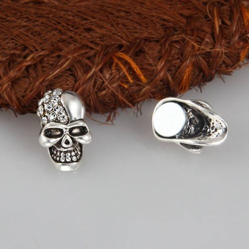 Bông Tai Nam Châm Hình Đầu Lâu Ko Cần Bấm Lỗ Tai Titan Ko Đen TT 3259 - 1 Chiếc