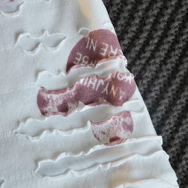 Bộ áo thun tay ngắn và quần short họa tiết chuột Mickey đáng yêu cho bé gái