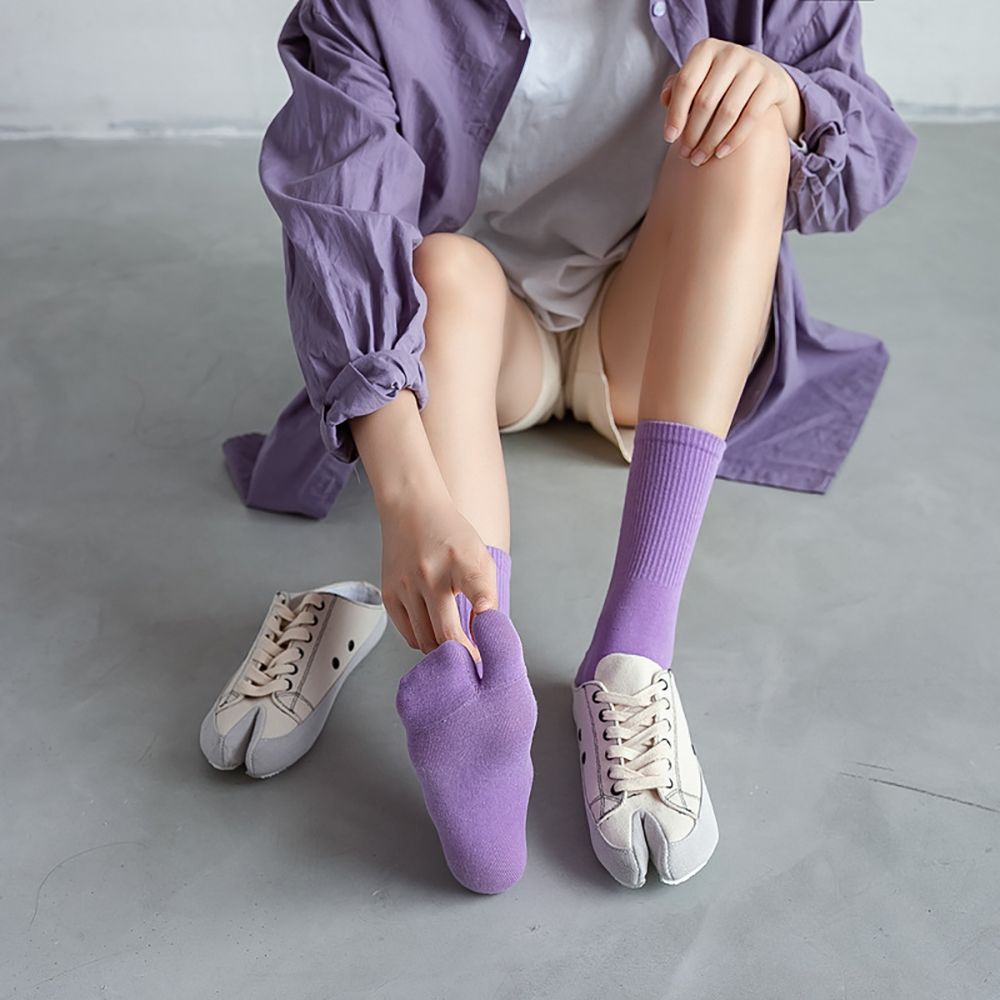 Đôi Vớ Cotton Dài Thoáng Khí Thoải Mái Nhiều Màu Sắc Dành Cho Nữ