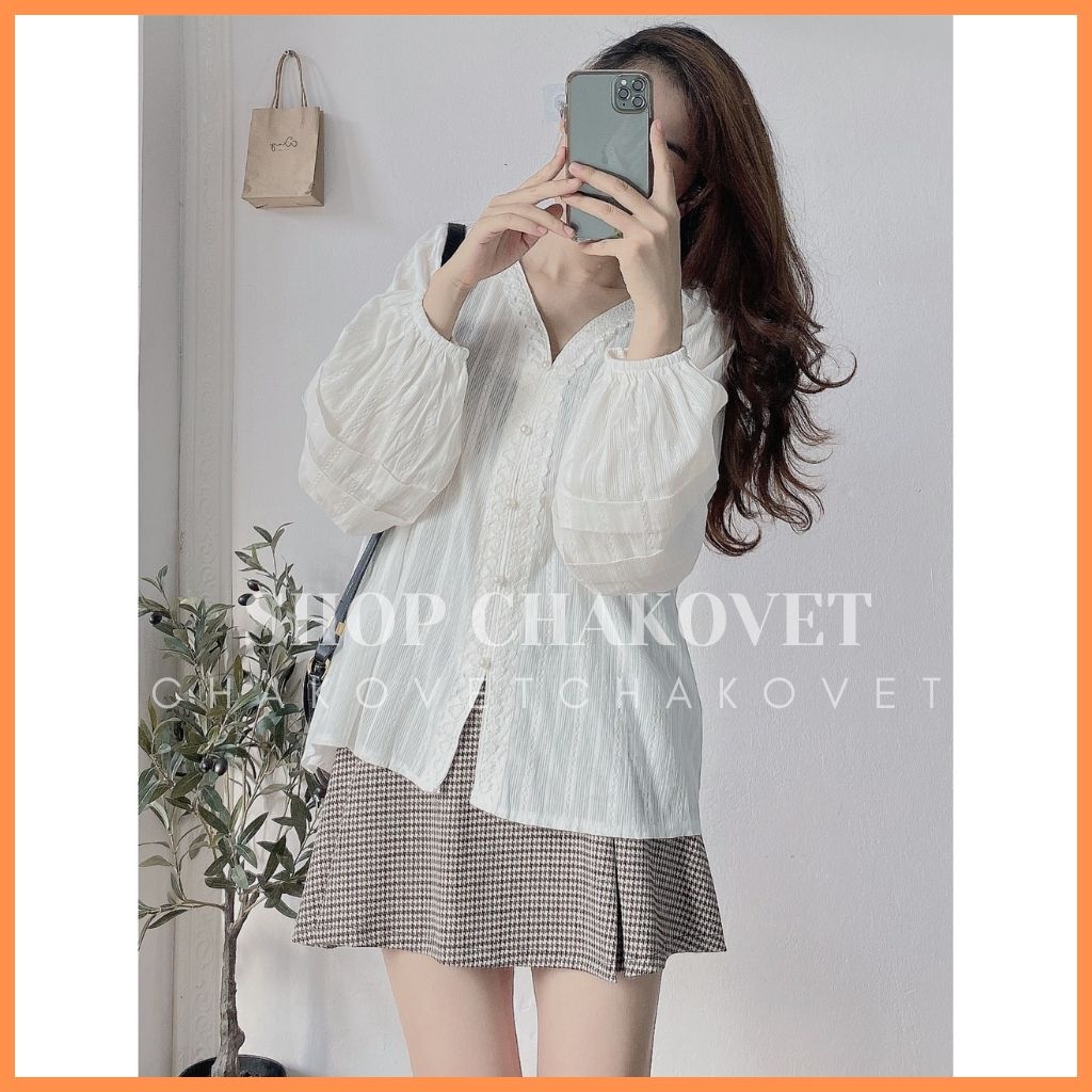 Áo sơ mi nữ dài tay form rộng CKA871, áo kiểu nữ đẹp cổ V tay bồng dáng babydoll cúc ngọc viền ren mặc đi làm đi học