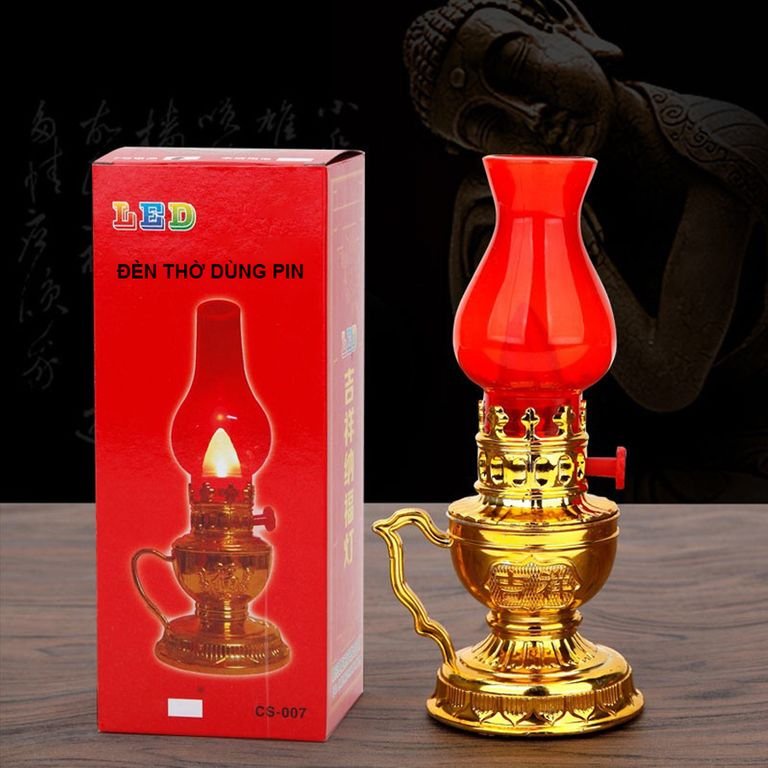 Đèn thờ tổ tiên , thổ thần thổ địa ,phật đản ...dùng pin , cắm điện  kiểu đèn dầu cổ kính trang trọng . Thuong Trademark