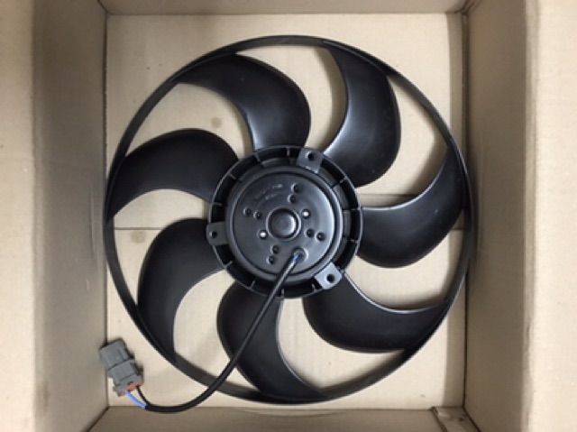 Điều hoà ô tô mô tô cánh quạt dàn nóng Hyundai póter2