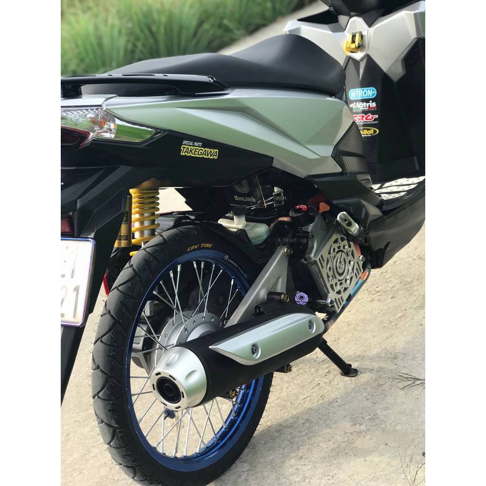 CHỤP ĐÍCH PÔ TRANG TRÍ CHO VARIO, CLICK 150CC (2015-2017)