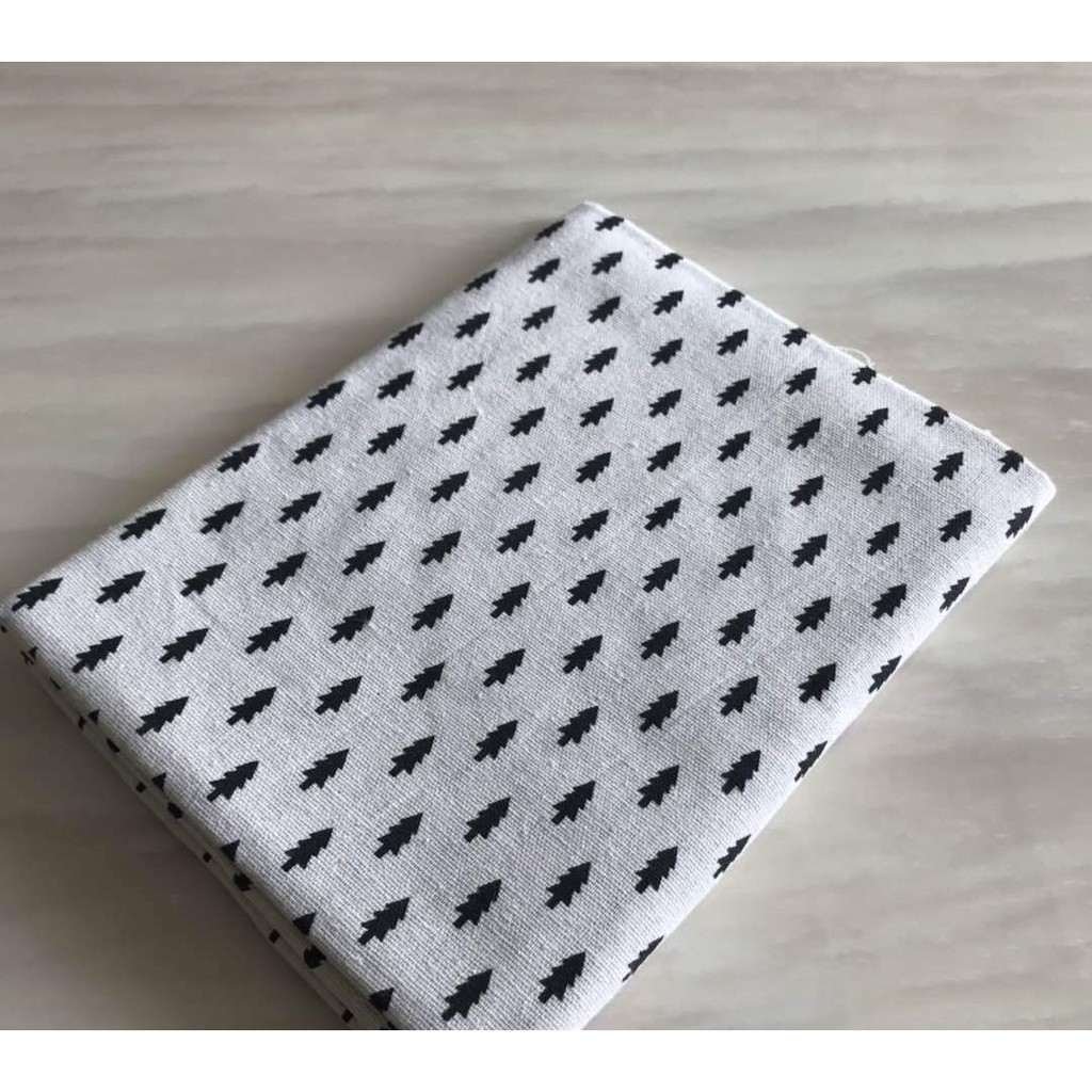 Vải linen họa tiết Thông đen nền trắng V-D02