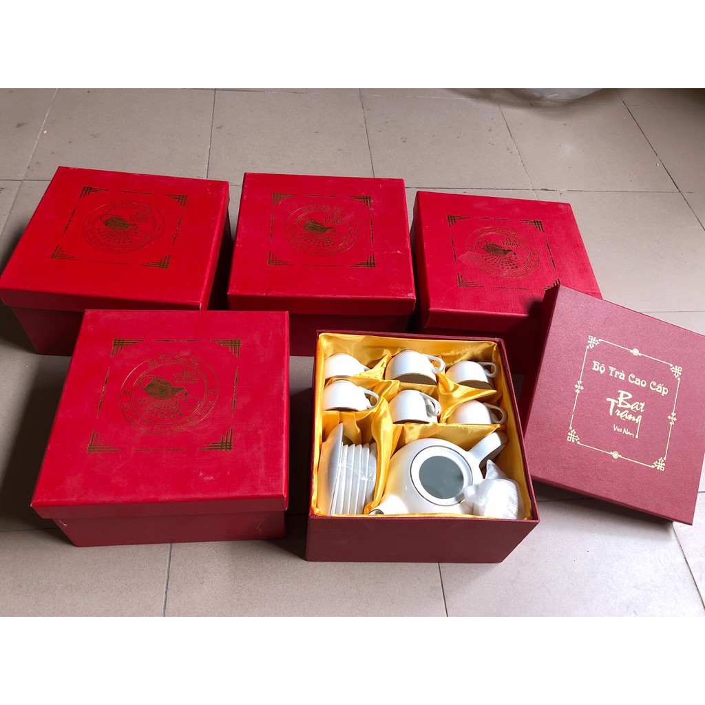 Ấm chén trắng vẽ vàng kim Bát Tràng cao cấp không hộp xi đỏ