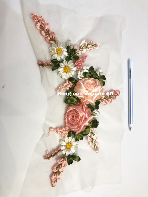 Hoa đính áo dài, đầm, áo sơ mi | BigBuy360 - bigbuy360.vn