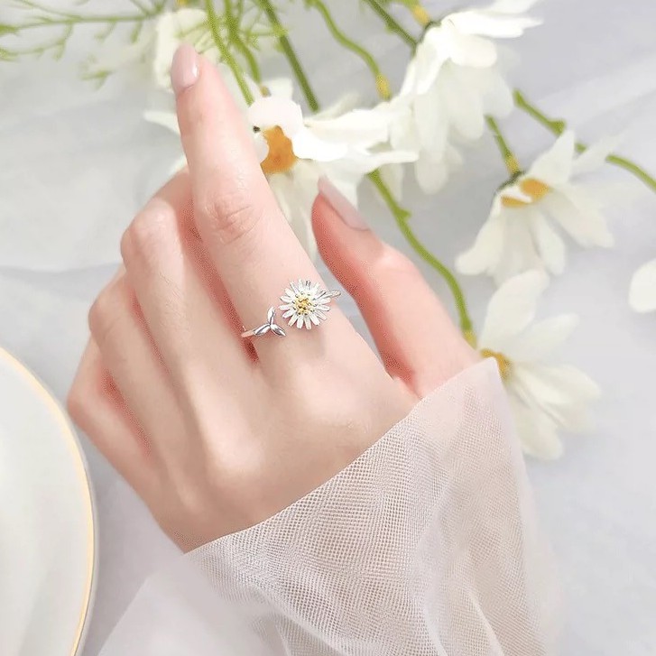 [Freesize] Nhẫn Nữ Bạc 925 Cao Cấp Thiết Kế ERASHOP 074376 - Bông Cúc Mạ Bạc Thuần Khiết, Nữ Tính Siêu Rẻ Đẹp