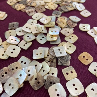 Khuy trai. Kích thước kiểu dáng các loại