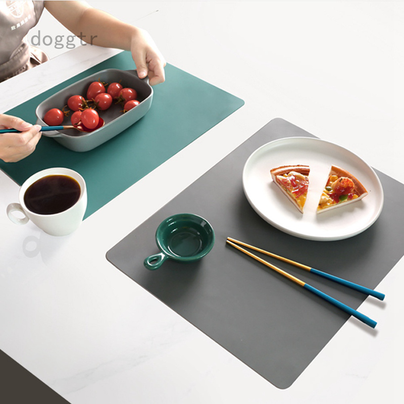 Tấm silicone trải bàn ăn hấp thụ nhiệt không thấm nước chống trầy giặt được