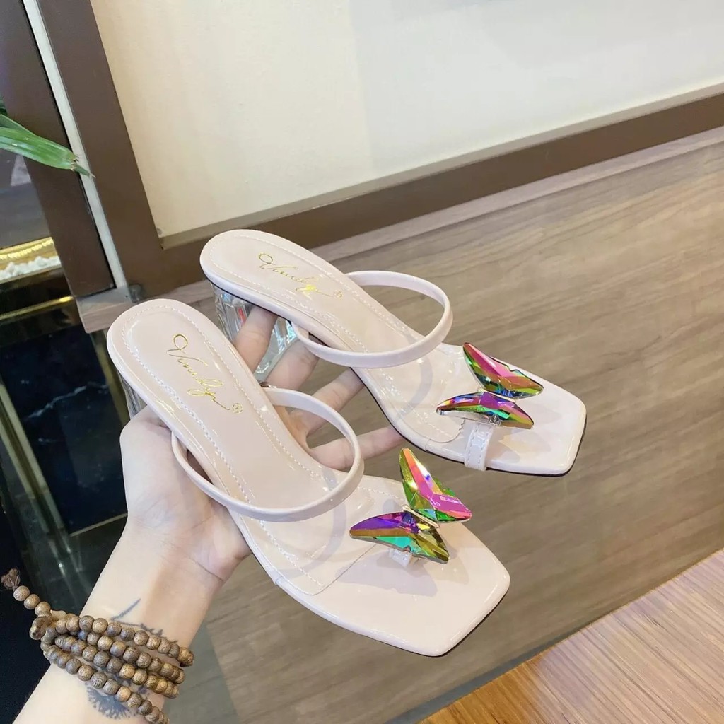 Guốc  cao gót  xỏ ngón bướm đá quai mảnh  đế vuông  cao 7p sang chảnh siêu hot