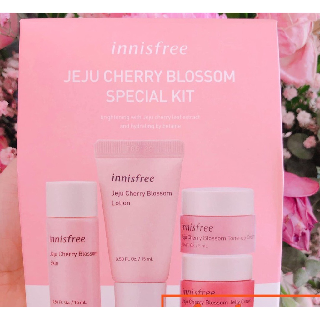 Set Dưỡng Trà Xanh Mini 4 Món Innisfree Green Tea EX / Jeju Cherry Blossom (Mẫu Mới)