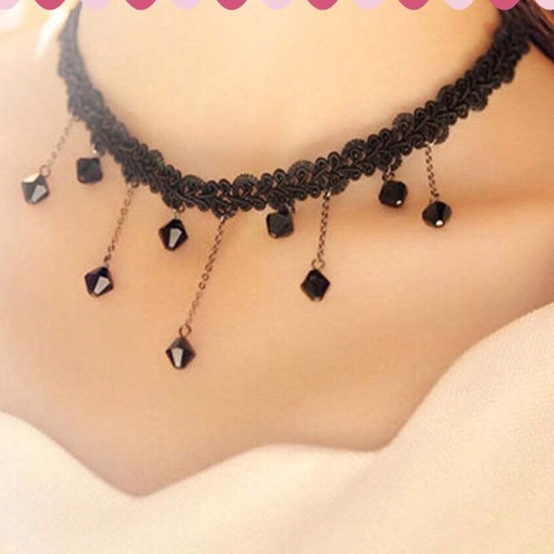 Vòng cổ choker vải nhung đính đá cá tính siêu sang