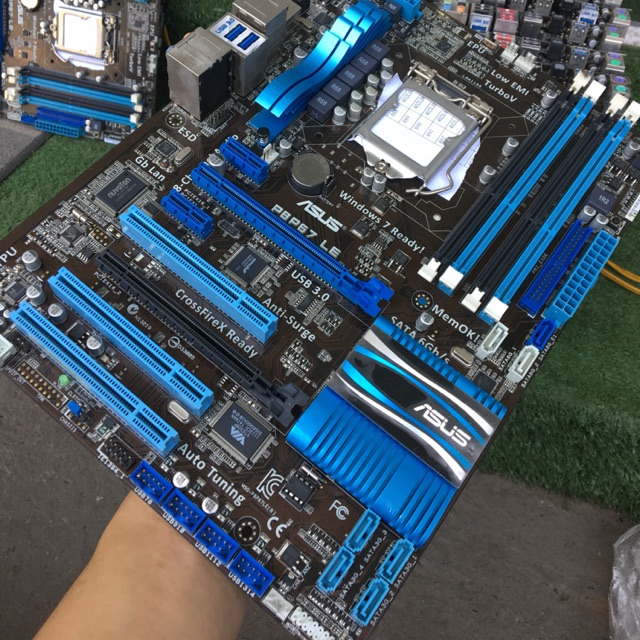 Main 4 khe ram Intel H67, asus p8h67, asus p8h77