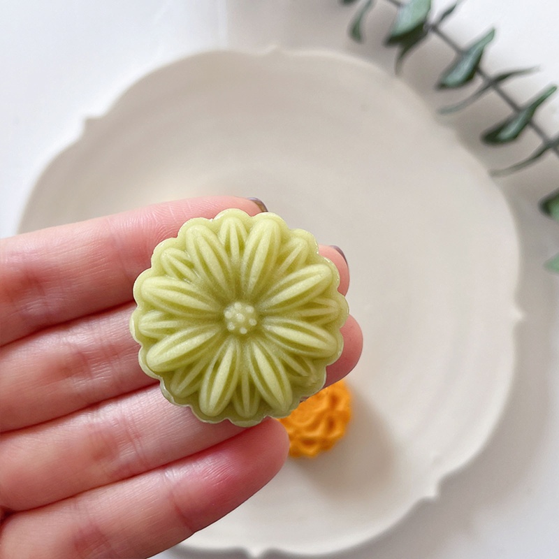 Khuôn Làm Bánh Trung Thu Hình Hoa Cho Trung Thu DIY