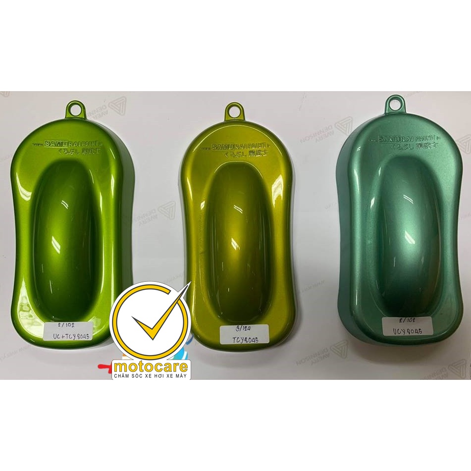 Chai Sơn xịt SAMURAI màu NỀN + màu PHỦ Xanh Lá - UCY8045 + TCY8045 (400 ml)