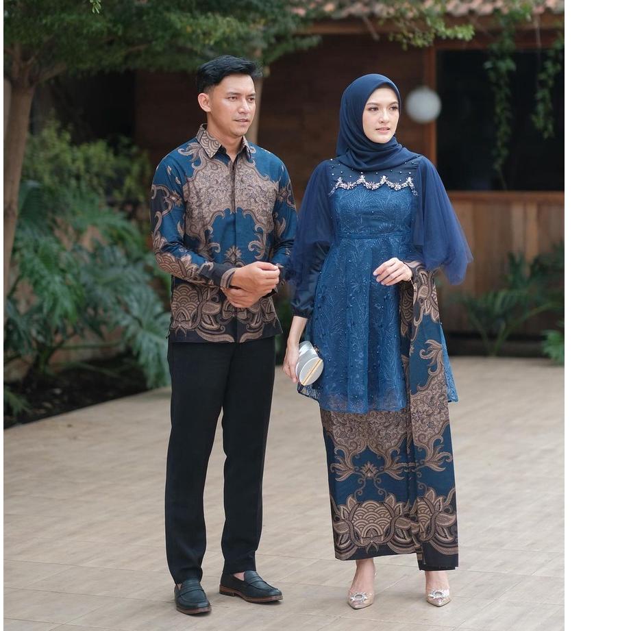 「QNU」 Áo Đôi BATIK BRIGITTA - Áo Khoác Vải Tuyn - Mutara TULLE Javanese Blouse Dành Cho Cặp Đôi - Áo Khoác Nam Nữ Kiểu Javanese MODERN Javanese Cặp Đôi Áo Dài Hải Quân