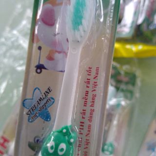 Bàn chải đánh răng cho bé nhãn hiệu P/H