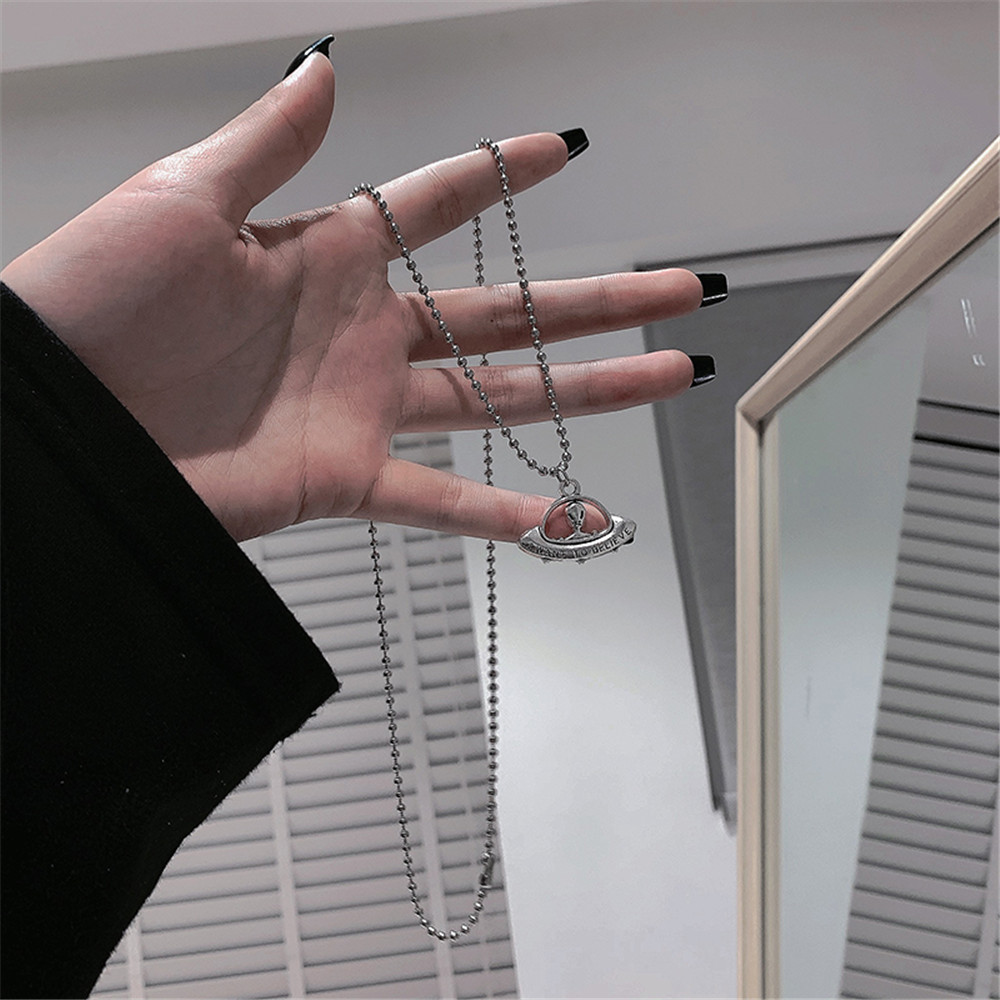 vòng cổ Hợp Kim Hình Tàu Không Gian Độc Đáo