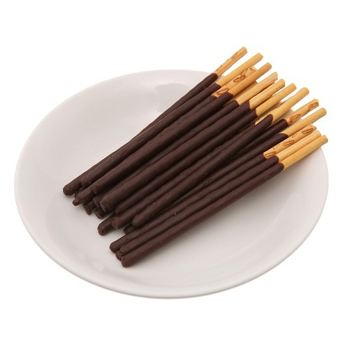 Bánh que socola , sữa, dâu TICKY/ BOBBY Thái Lan. HSD ghi bên dưới