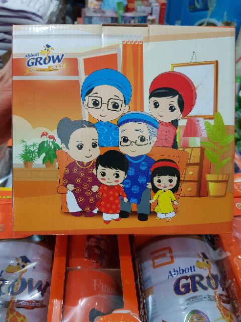 Sữa bột Grow 4 lon 900g tặng kèm