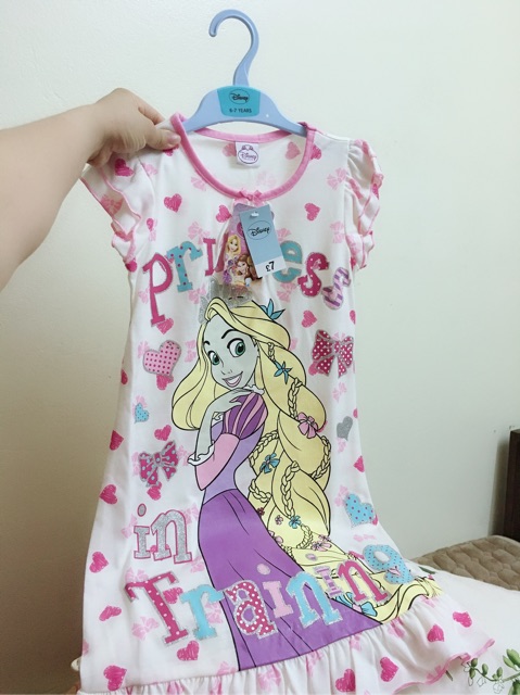 Váy công chúa Disney