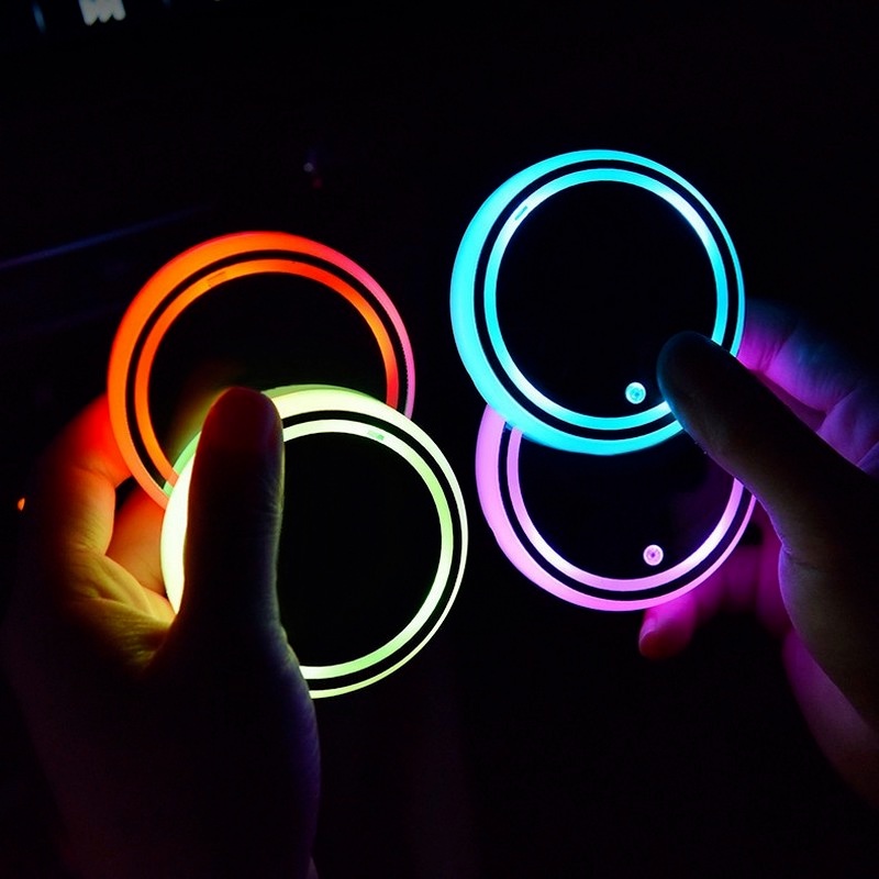Giá Đỡ Cốc Nước Có Đèn LED RGB 2.6 Inch Trang Trí Nội Thất Xe Hơi