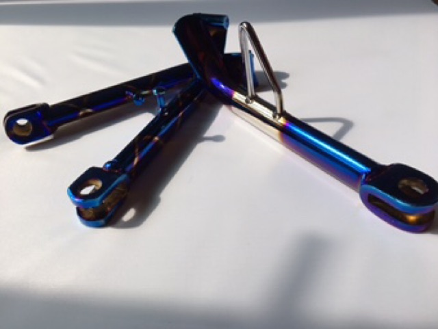 Chân chống mạ xi titan chắc khoẻ dùng mọi loại xe