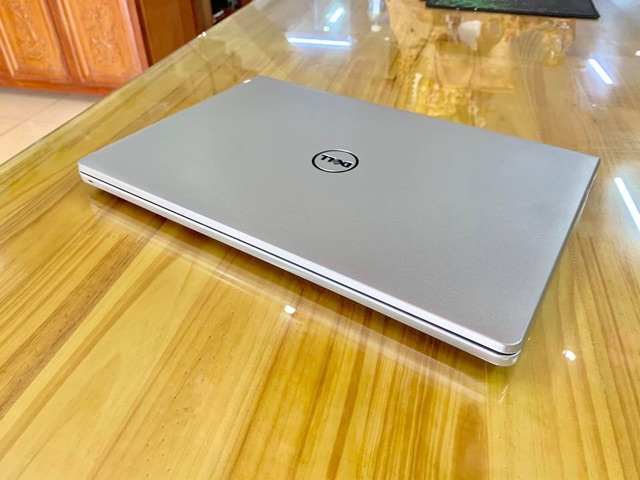 Dell 5558 VgA rời | BigBuy360 - bigbuy360.vn