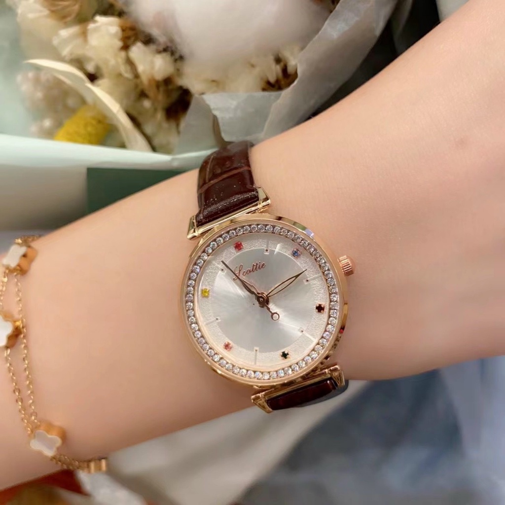 Đồng hồ Nữ Scottie 9073,dây da mặt tròn cầu pha lê, size 30