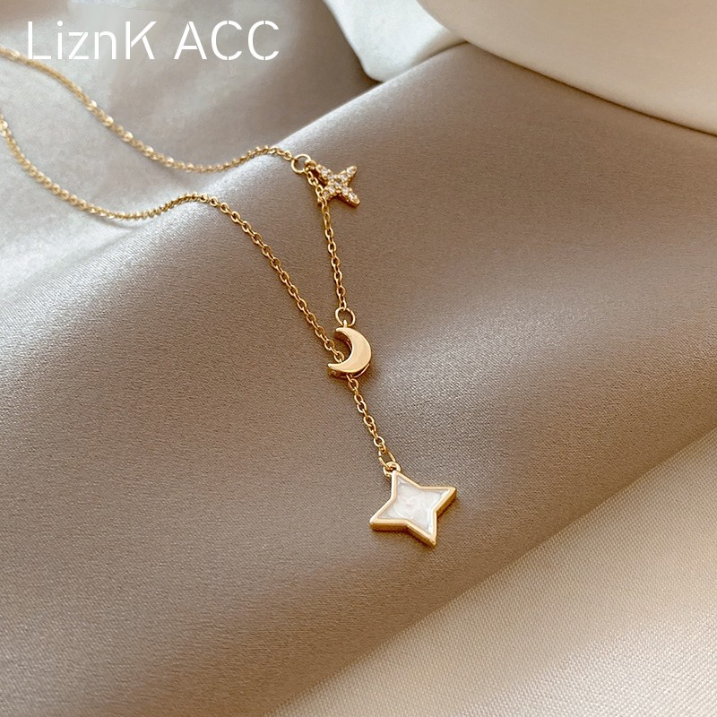 Vòng cổ Thép Titan Mặt Hình Ngôi Sao Và Mặt Trăng Phong Cách Hàn Quốc Cho Nữ