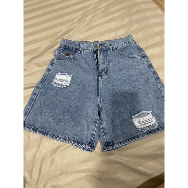 Thanh lý quần jean đùi lỡ 80k