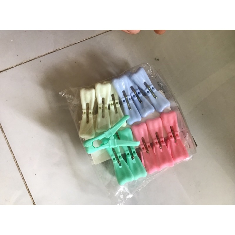5 Kẹp nhựa, kẹp treo quần áo hình dễ thương