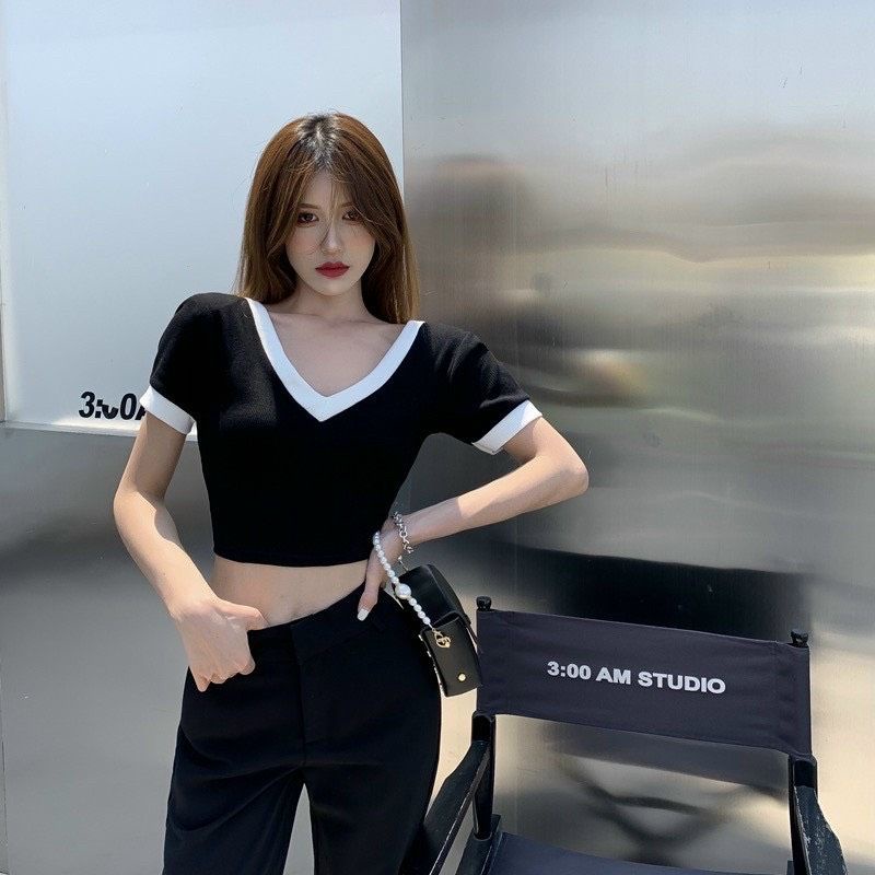 Áo Cổ V Phối Màu Dáng Croptop A3 - ENTYTY