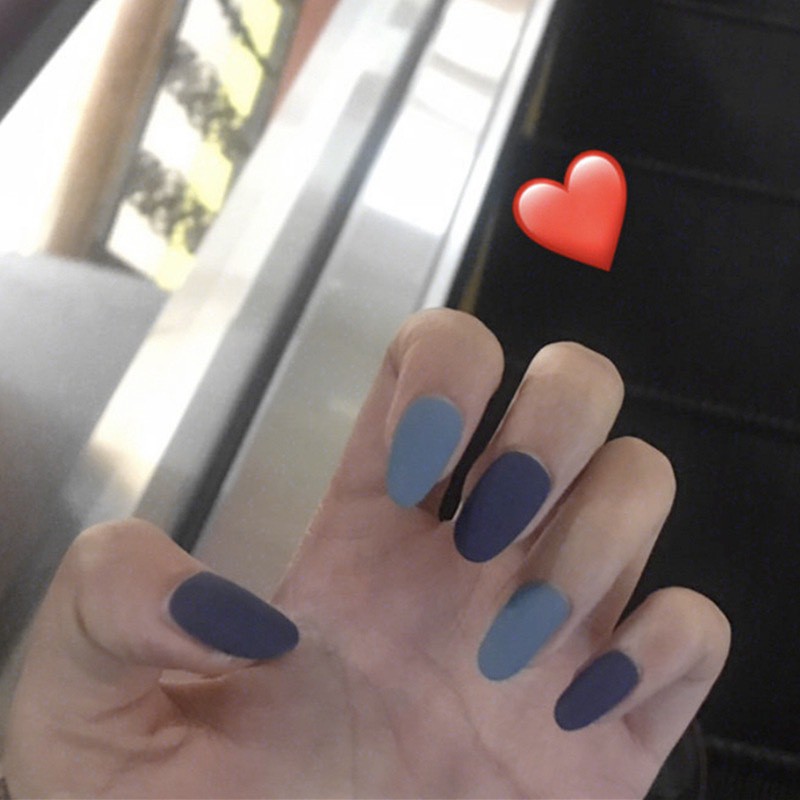 Set 24 móng tay giả phối màu khuôn bầu tròn sơn nhám lì siêu đẹp