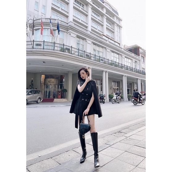 Áo khoác dạ xẻ tay mai phương bùi