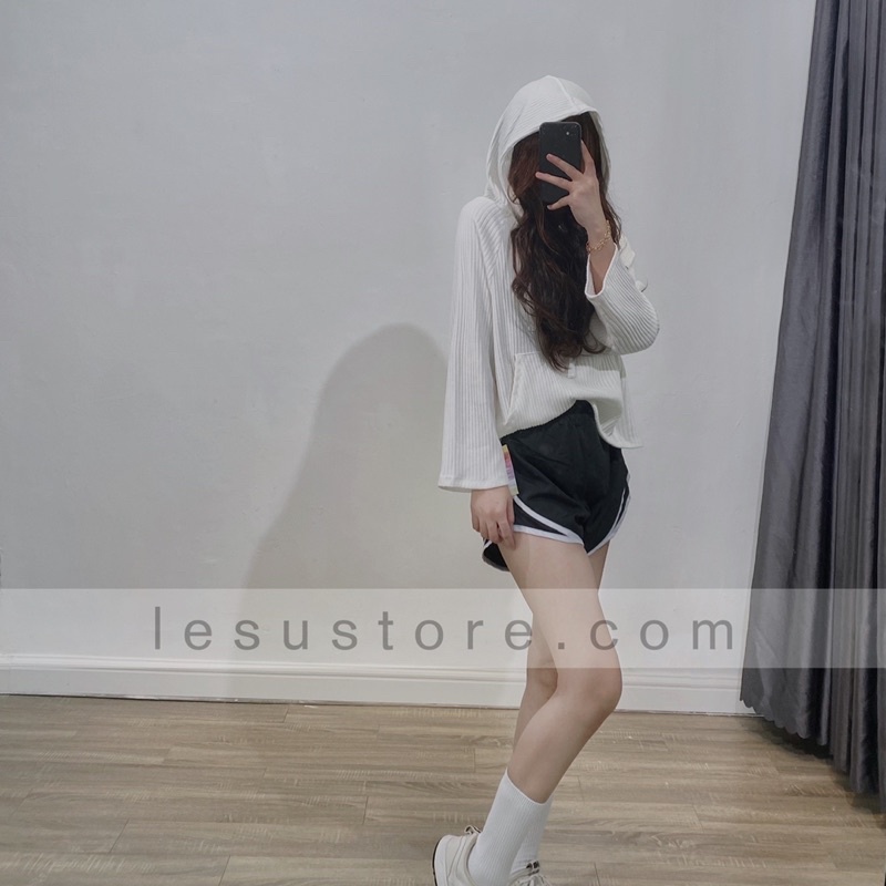 ẢNH TỰ CHỤP Quần short dù thể thao